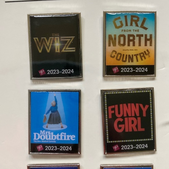 Collectible CLE Broadway series pins [2023 - 2024] - Picture 2 of 4